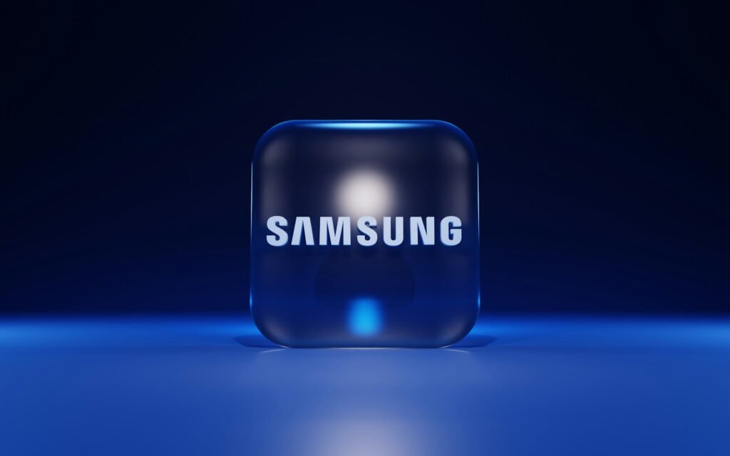 a blue cube with a white logo