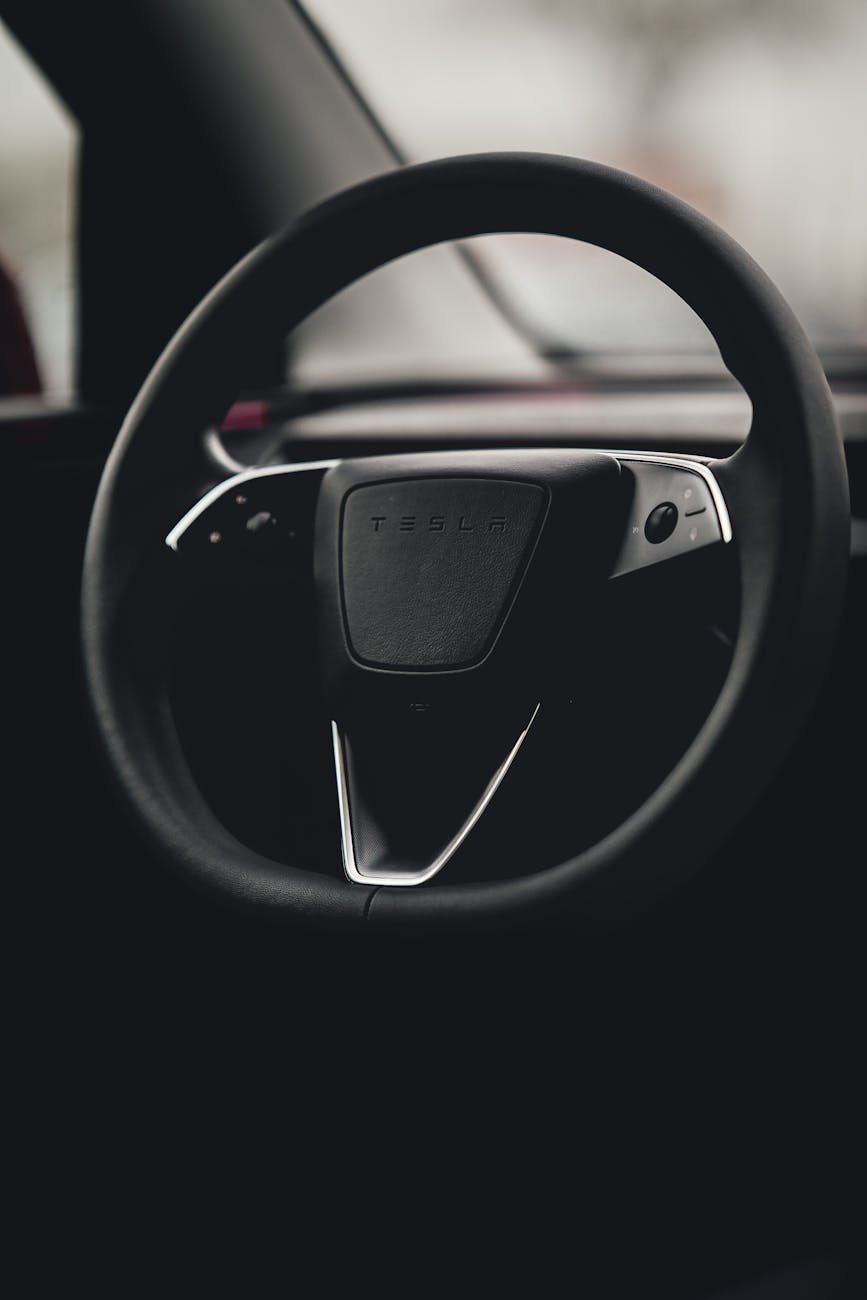 “Pourquoi je ne recommanderais plus jamais une Tesla”, pire que Temu et Shein, et la batterie au sel, sans lithium – Le récap Survoltés