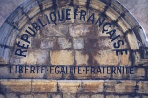 Piratage France Titres (ANTS) : le hacker serait un adolescent de 15 ans
