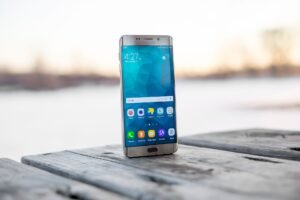 Créer son propre widget sera possible sur les smartphones Samsung avec la mise à jour One UI 9.5