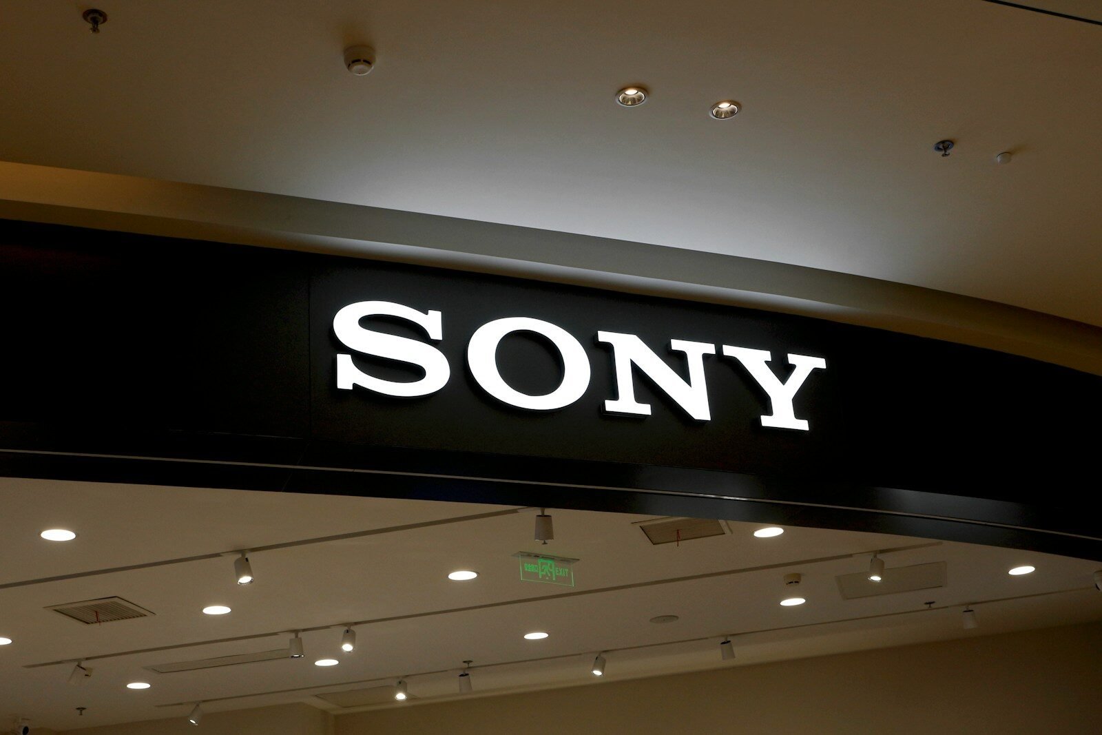 J’ai testé un climatiseur corporel de Sony : ça marche bien contre la canicule, mais exige de réels compromis